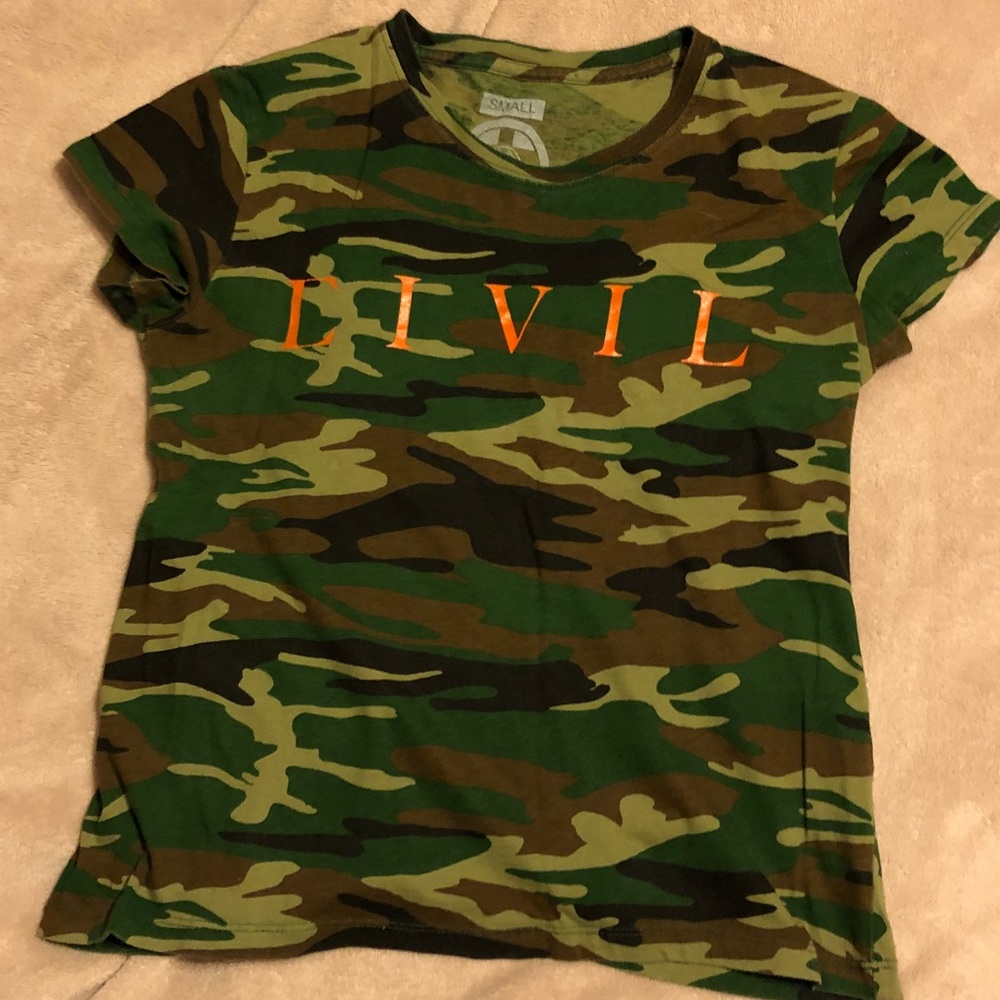 Civil army top